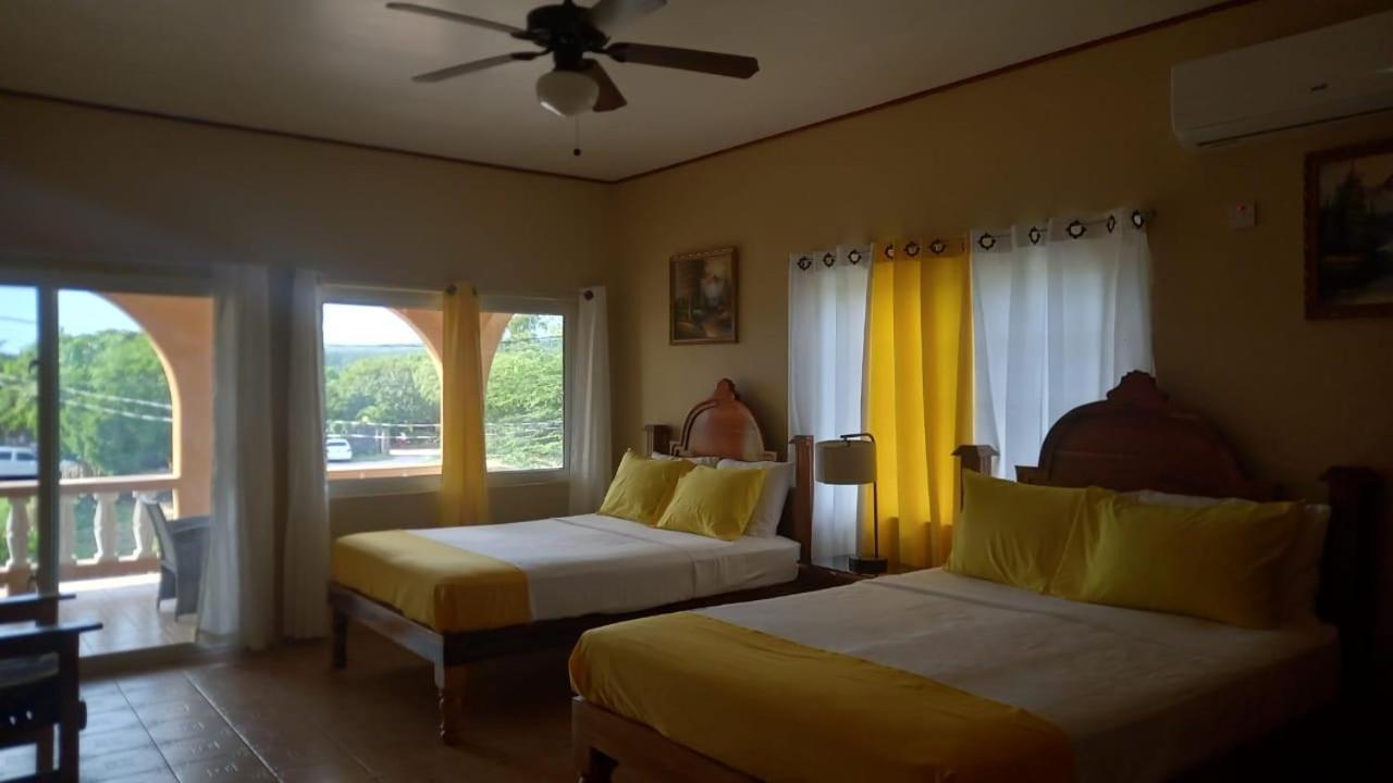 Brytan Villa Treasure Beach Ngoại thất bức ảnh