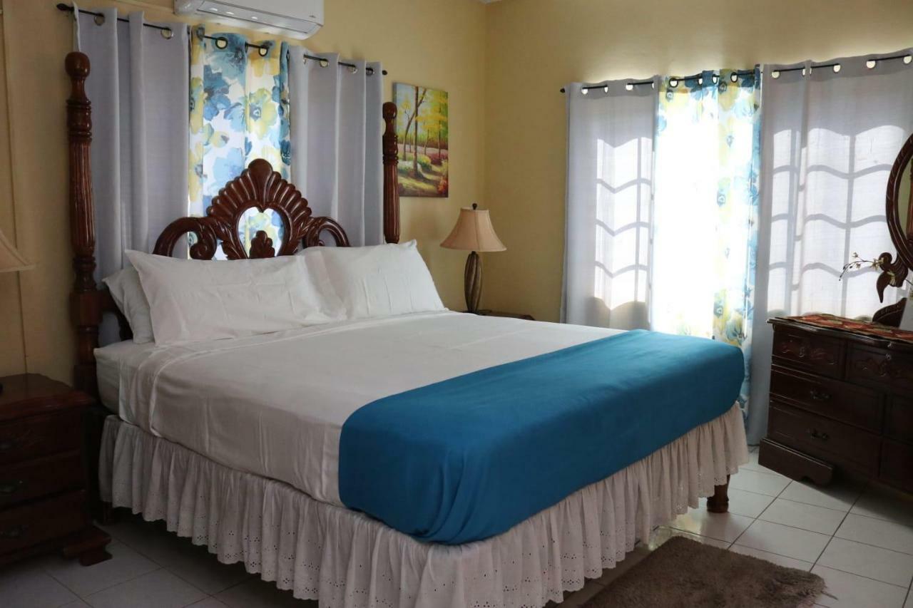 Brytan Villa Treasure Beach Ngoại thất bức ảnh